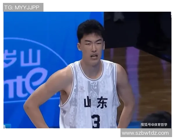 给力!广东队1米80小个子,面临4个山东队大个子, 摘下篮板 给力!广东队1米80小个子,面临4个山东队大个子, 摘下篮板